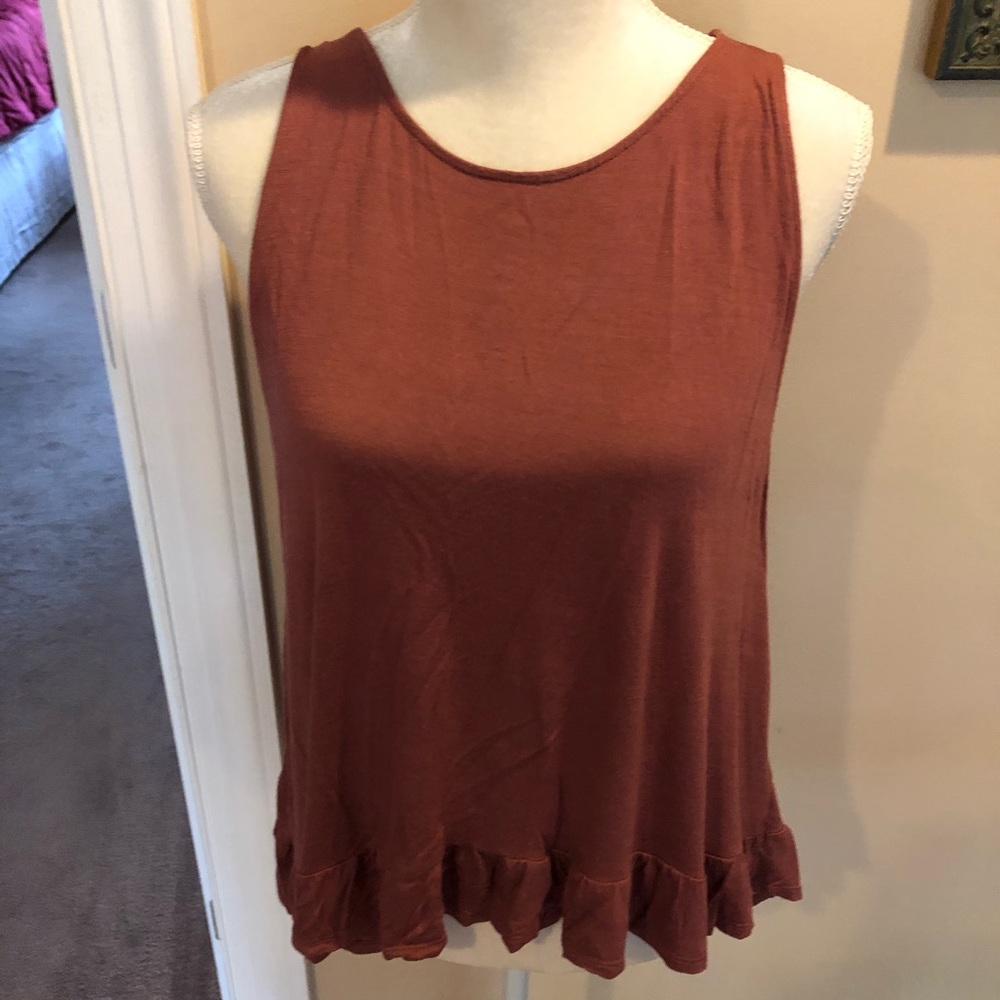 Adorable Mossimo tank size XL